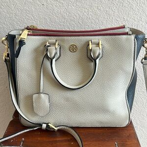 RARE! Tory Burch Robinson Tote